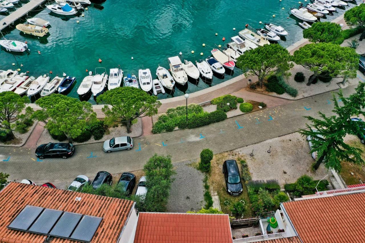 Apartments Nika Crikvenica Esterno foto