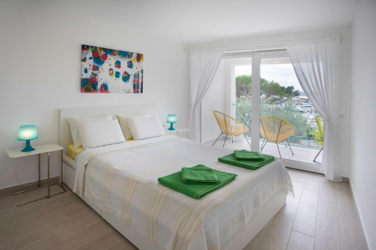 Apartments Nika Crikvenica Esterno foto