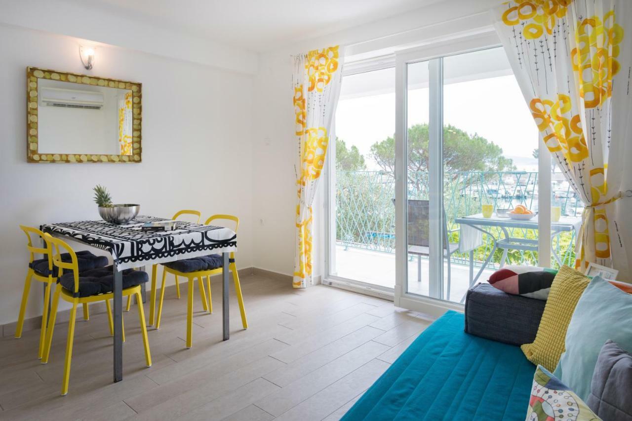 Apartments Nika Crikvenica Esterno foto