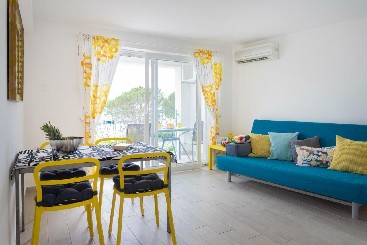 Apartments Nika Crikvenica Esterno foto