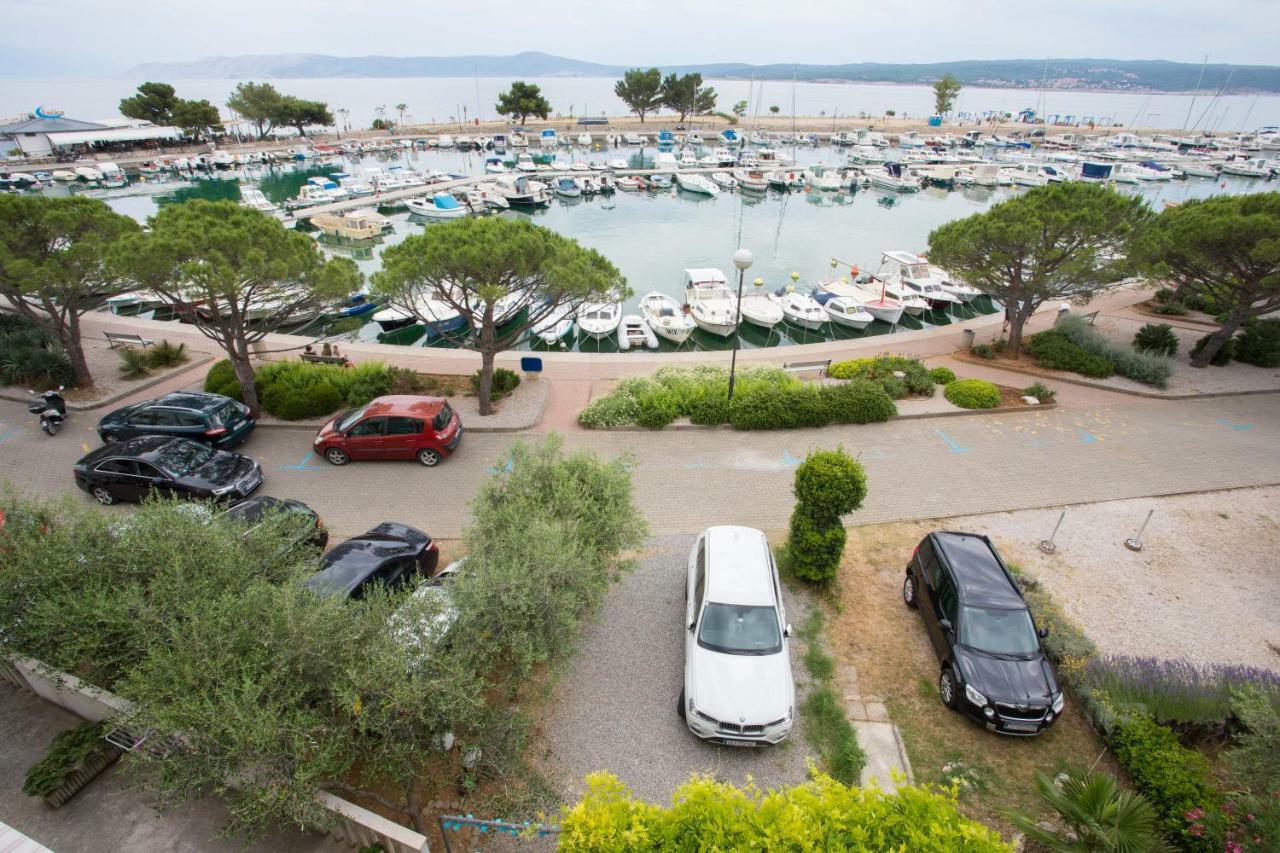 Apartments Nika Crikvenica Esterno foto